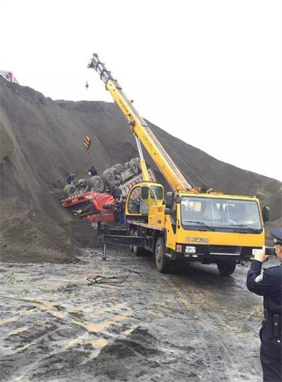 抚远上犹道路救援